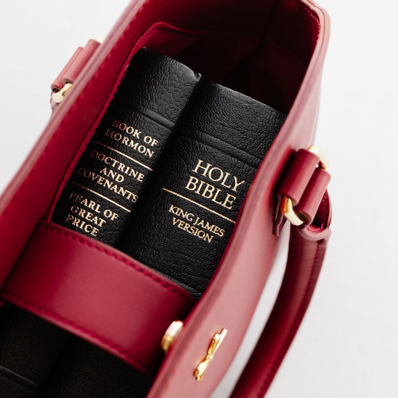 Bible purse tote outlet