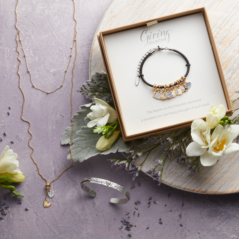 The giving bracelet store