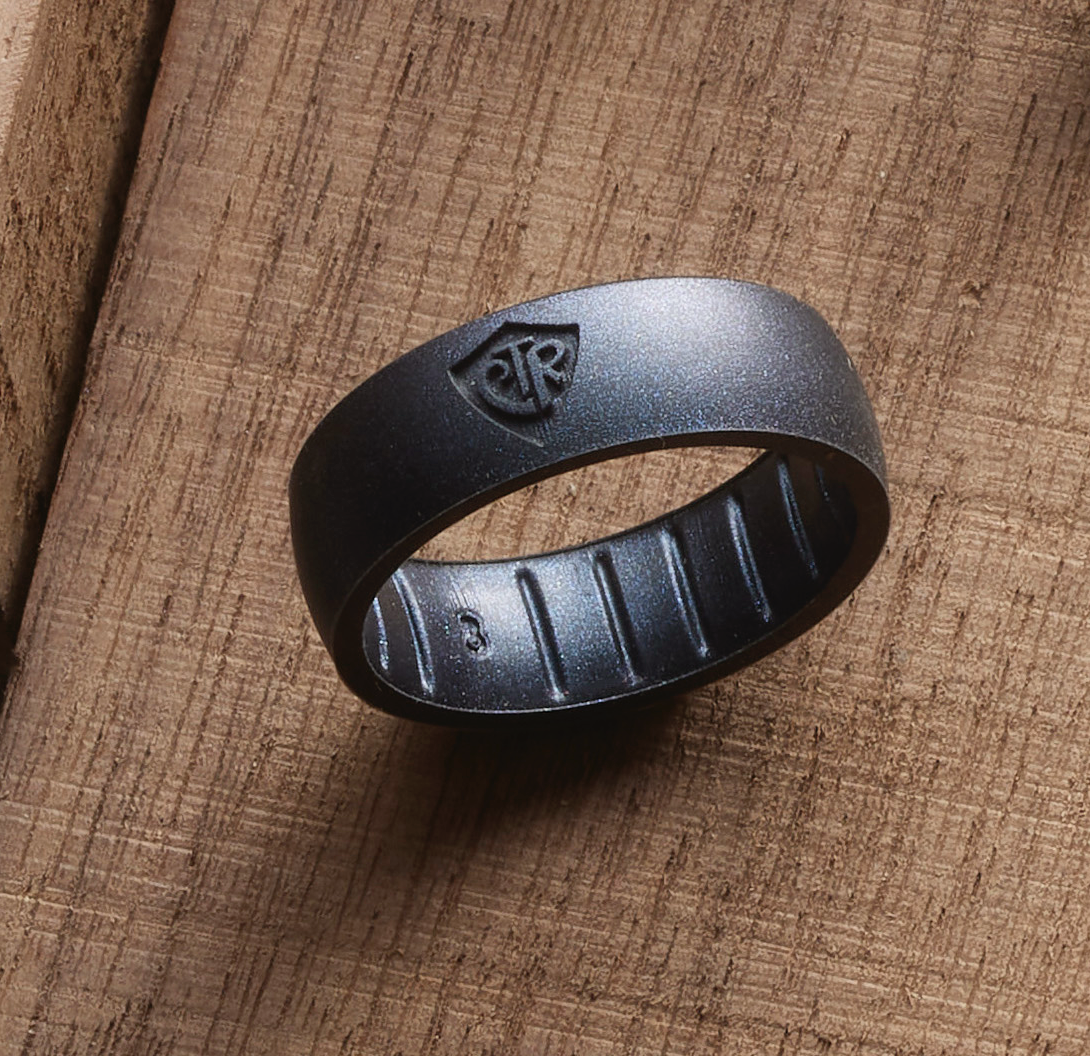Black ctr ring deals